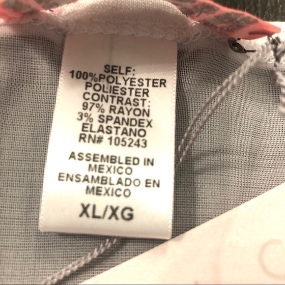 SOUL Cake sleeveless T-shirt/Tank Cover up. - Picture 4 of 5